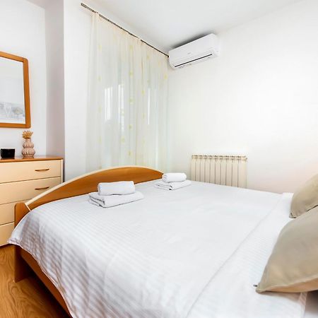 Apartments Sandra Rovinj Luaran gambar