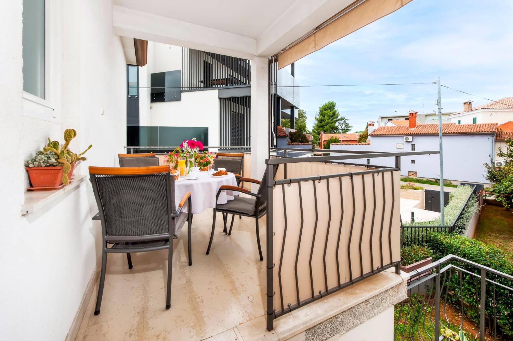 Apartments Sandra Rovinj Luaran gambar