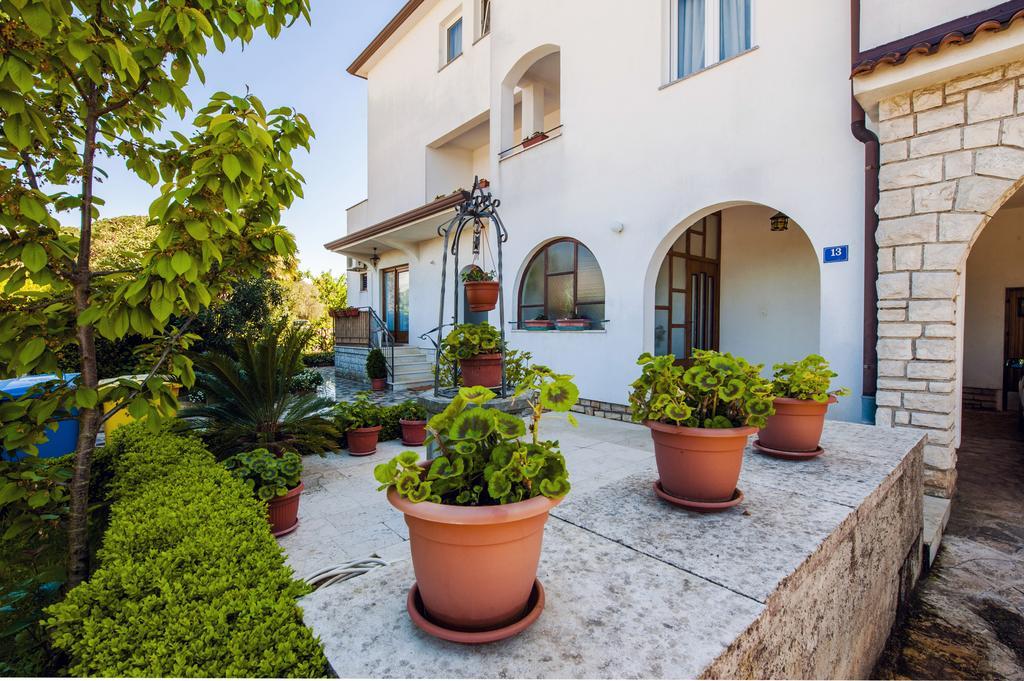 Apartments Sandra Rovinj Luaran gambar